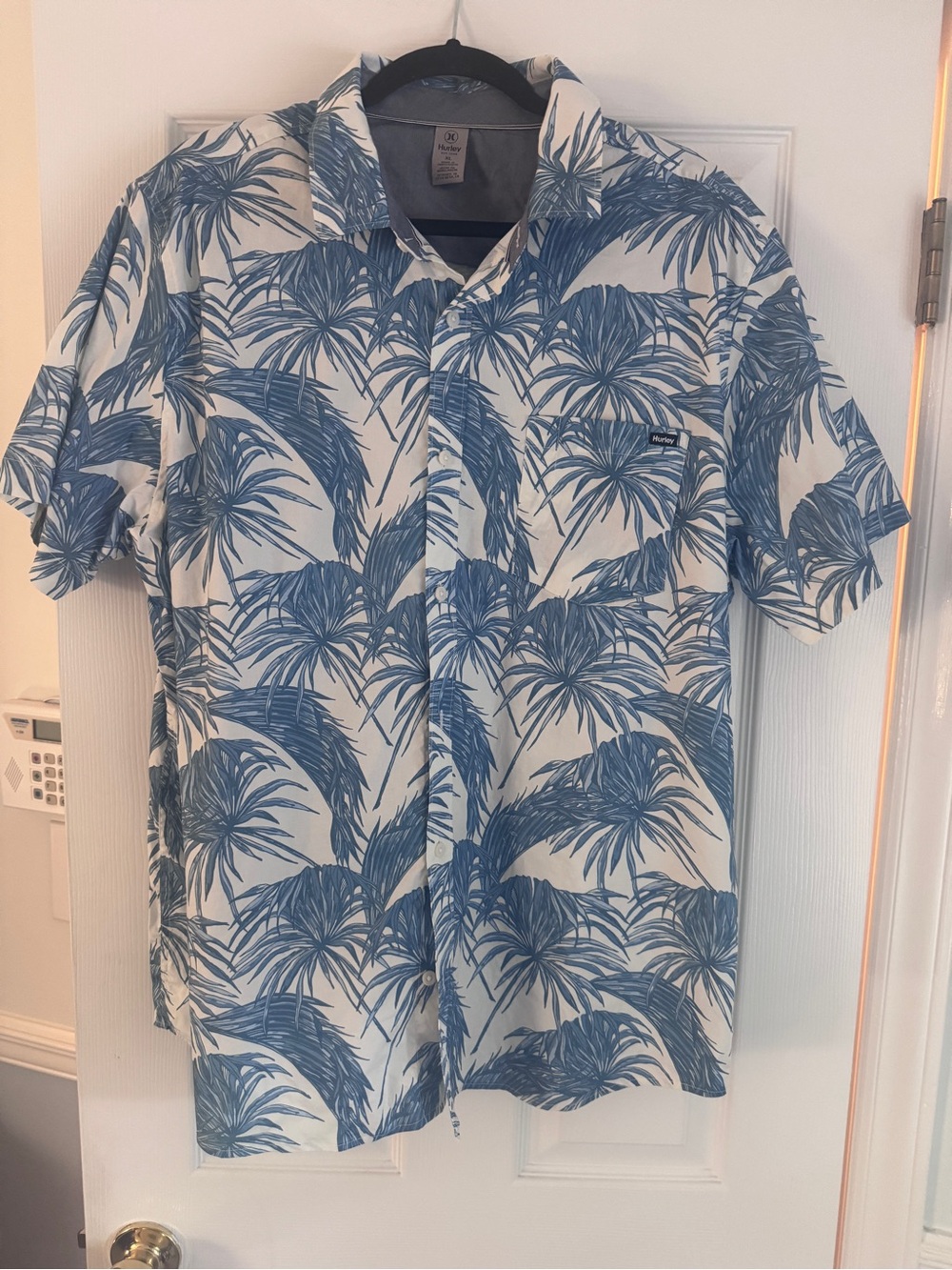Hurley Palm Short-Sleeve Button-Down Shirt Tropical Shirt Summer Vacation Top